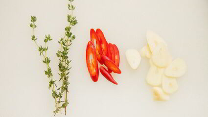 треска в чесночном соусе