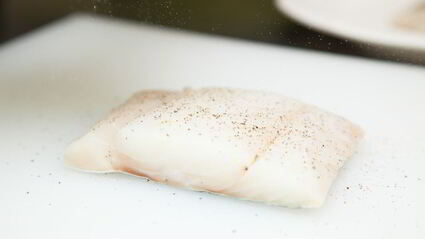 треска в чесночном соусе