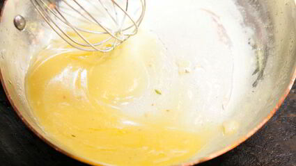 треска в чесночном соусе