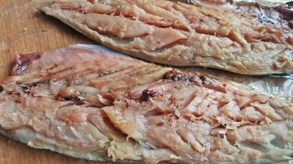 запеченная скумбрия с японской лапшой