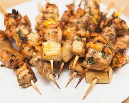 Шашлычки из курицы с баклажанами