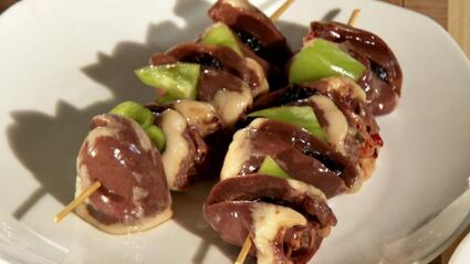 шашлычки из сердечек индейки с пилавом