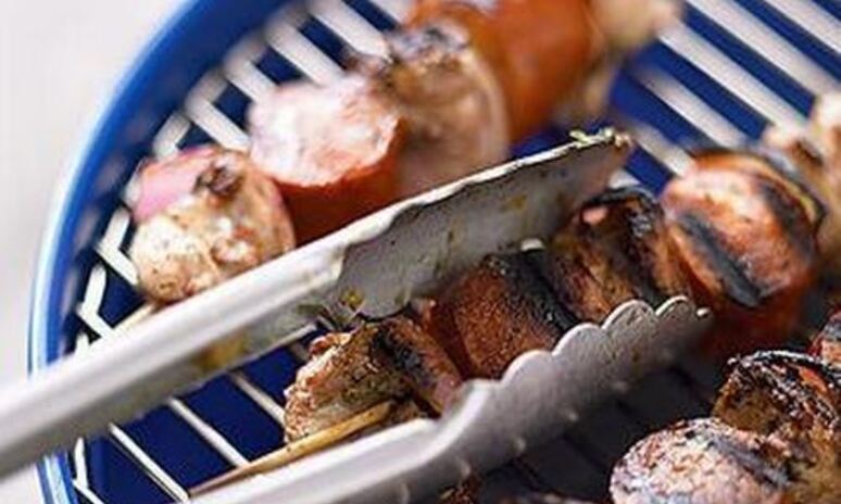 Рецепт шашлык из курицы с гороховым салатом