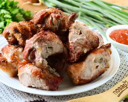 Шашлык из свинины рулетиками