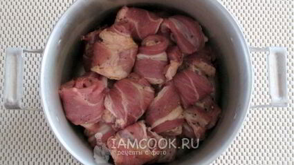 шашлык из свинины в виде рулетиков