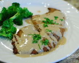 Говяжий стейк с молочной подливой