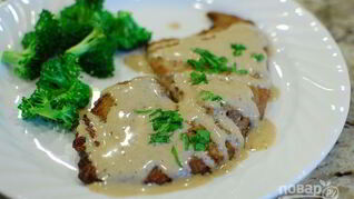 Говяжий стейк с молочной подливой