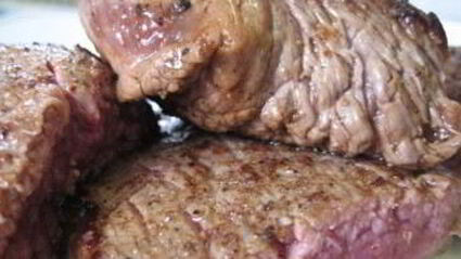 правильный стейк из говядины