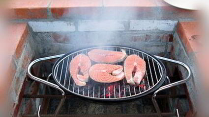 стейк из семги на углях