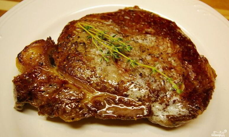 Рецепт стейк из свинины на сковороде