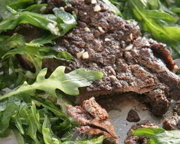 Стейк с руколой