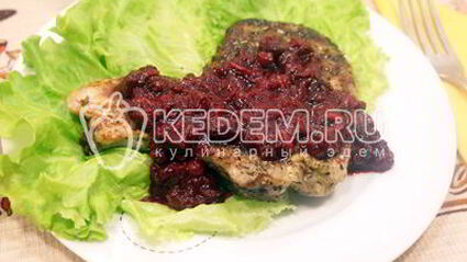 стейк свиной на сковороде