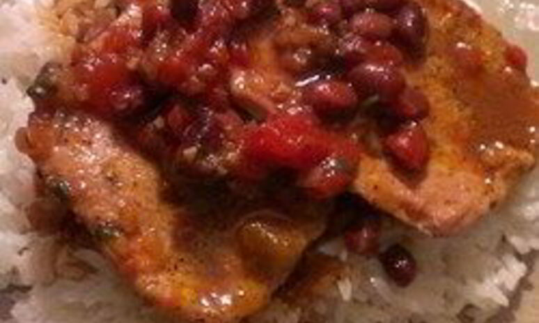 Рецепт свиной стейк с фасолью по-техасски