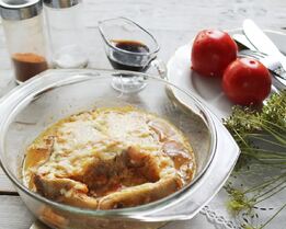 Запеченный стейк трески в духовке с сыром