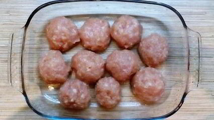 куриные тефтели в сметанном соусе