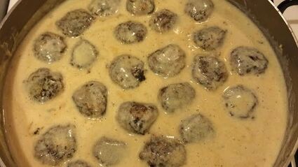 нежные тефтели в сливочном соусе