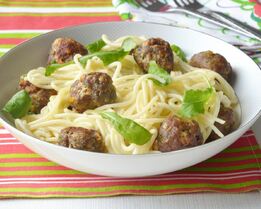 Паста с тефтелями