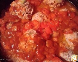 Тефтели по грибным соусом