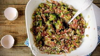 тефтели с брокколи в духовке