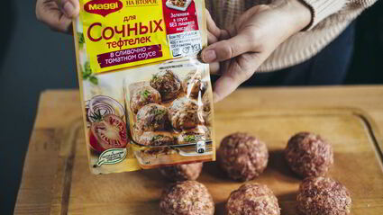 тефтели с грецкими орехами в соусе