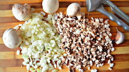 тефтели с грибами в томатном соусе