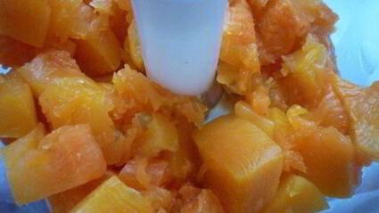 тефтели с тыквенным пюре под грибным соусом