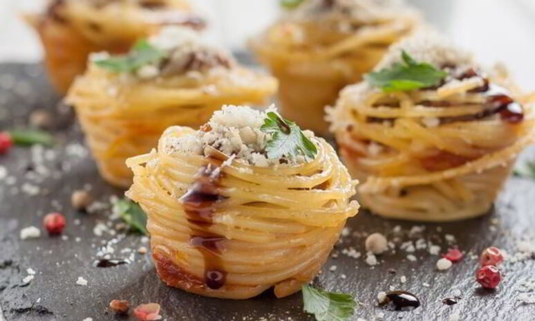 Рецепт тефтели в гнездах из спагетти