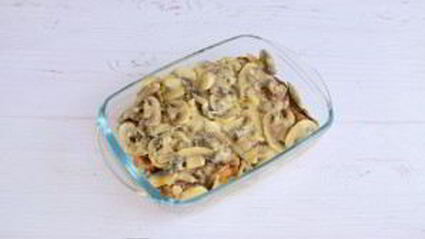 тефтели в грибном соусе под сыром