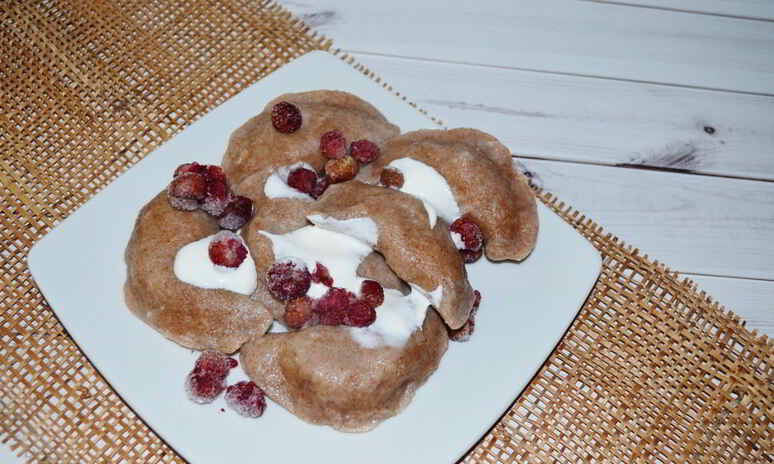 Рецепт диетические вареники с ягодами