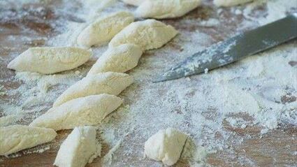 ленивые вареники с топленым молоком