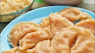 Вареники с капустой и салом