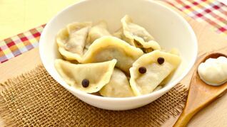 Вареники с капустой и зеленью