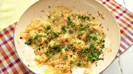 вареники с капустой и зеленью