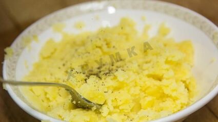 вареники с кислой капустой и мятым картофелем