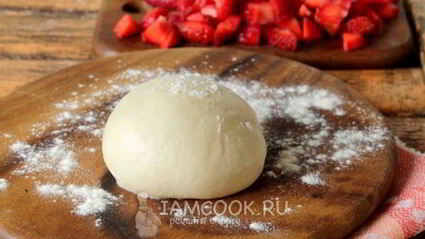 вареники с клубникой