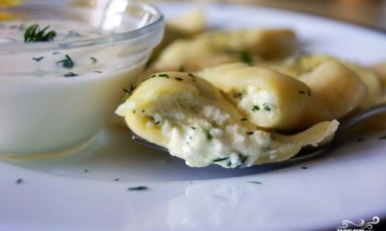 Рецепт вареники с соленым творогом