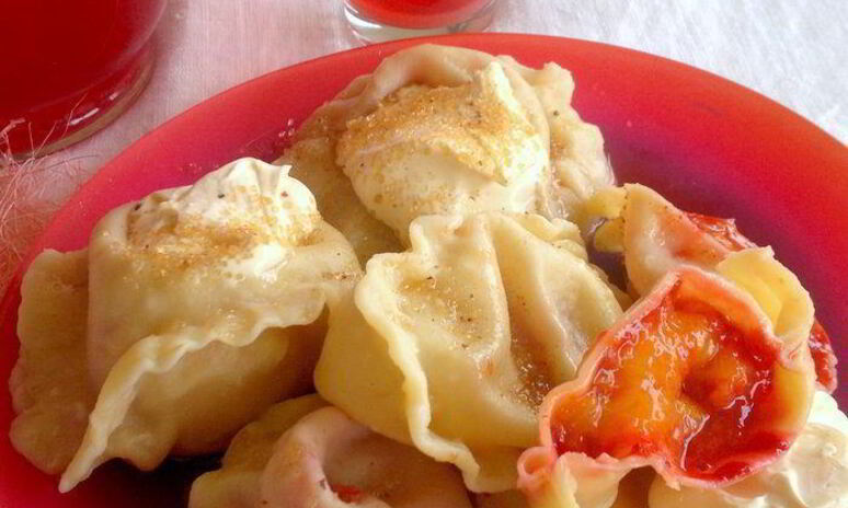 Рецепт вареники со сливами