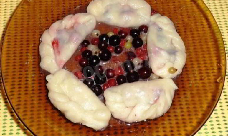 Рецепт вареники со смородиной