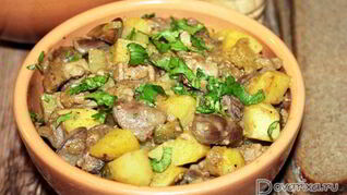 Жаркое из куриных потрошков