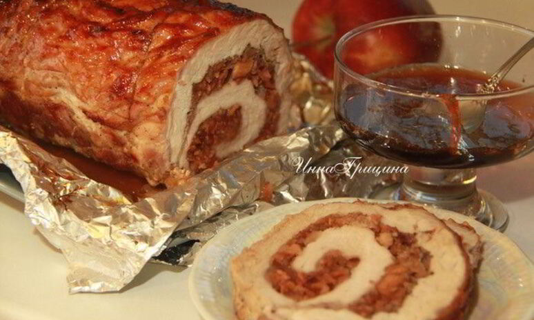 Рецепт жаркое из свинины, фаршированное яблоками и клюквой