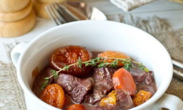 Рецепт жаркое из телятины с сухофруктами