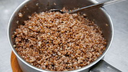 гречка с грибами и чесночными гренками