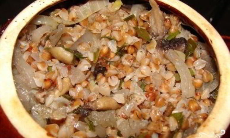 Рецепт гречка с грибами в горшочке