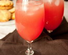 Арбузно-имбирный напиток