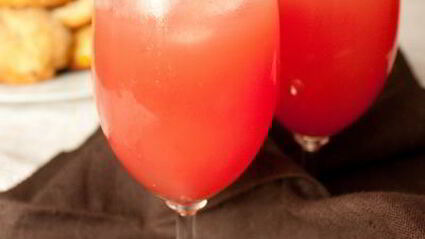 арбузно-имбирный напиток