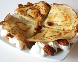 Блинчики с орехом пекан и кленовым сиропом