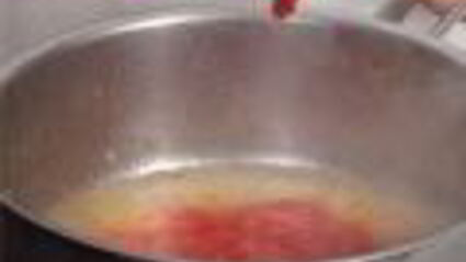 креветочный коктейль с томатным дипом