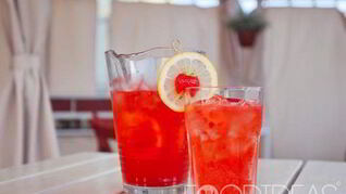 Клубничный лимонад