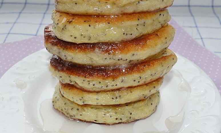 Рецепт маковые оладушки в сахарном сиропе