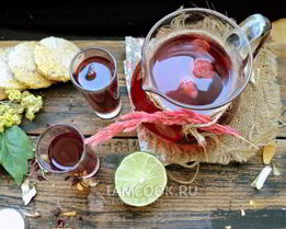 Пряный ягодный напиток